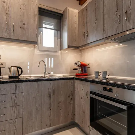 Sea View イオス島 チョーラ