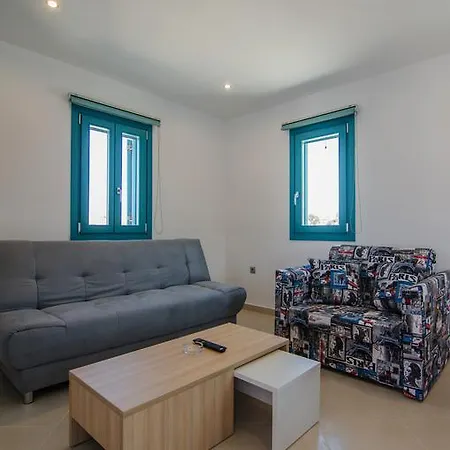 Sea View * イオス島 チョーラ